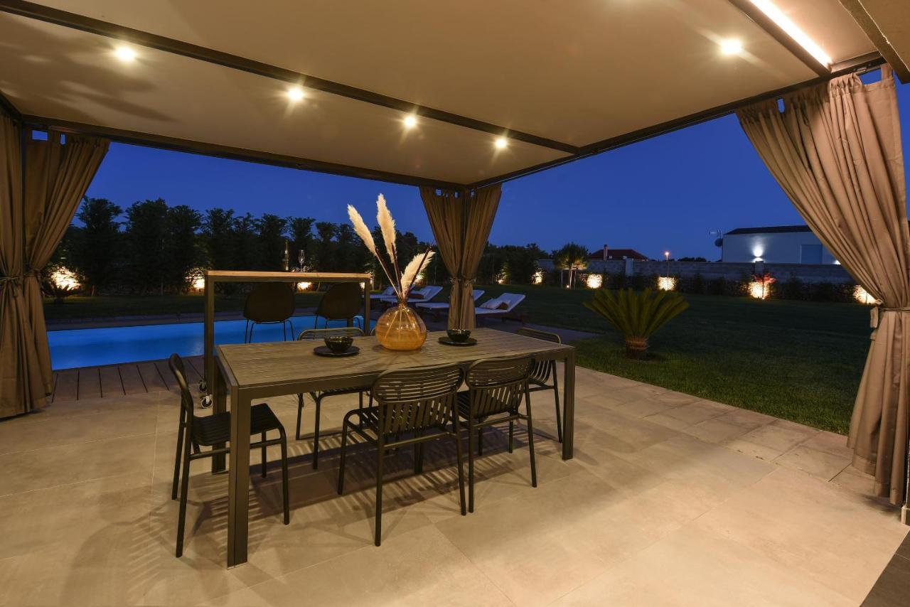 Villa Topaz ซาตอน ภายนอก รูปภาพ